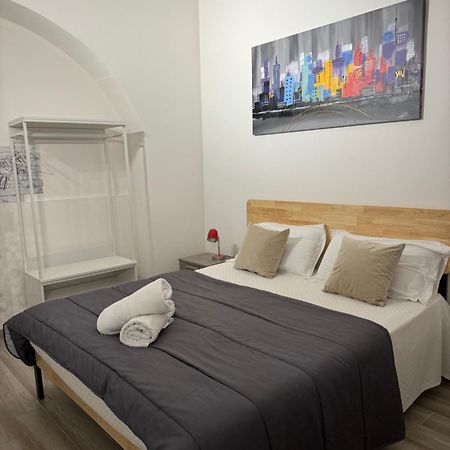 Corte Capuana Apartment Catania Bagian luar foto