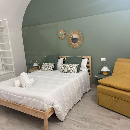 Corte Capuana Apartment Catania Bagian luar foto