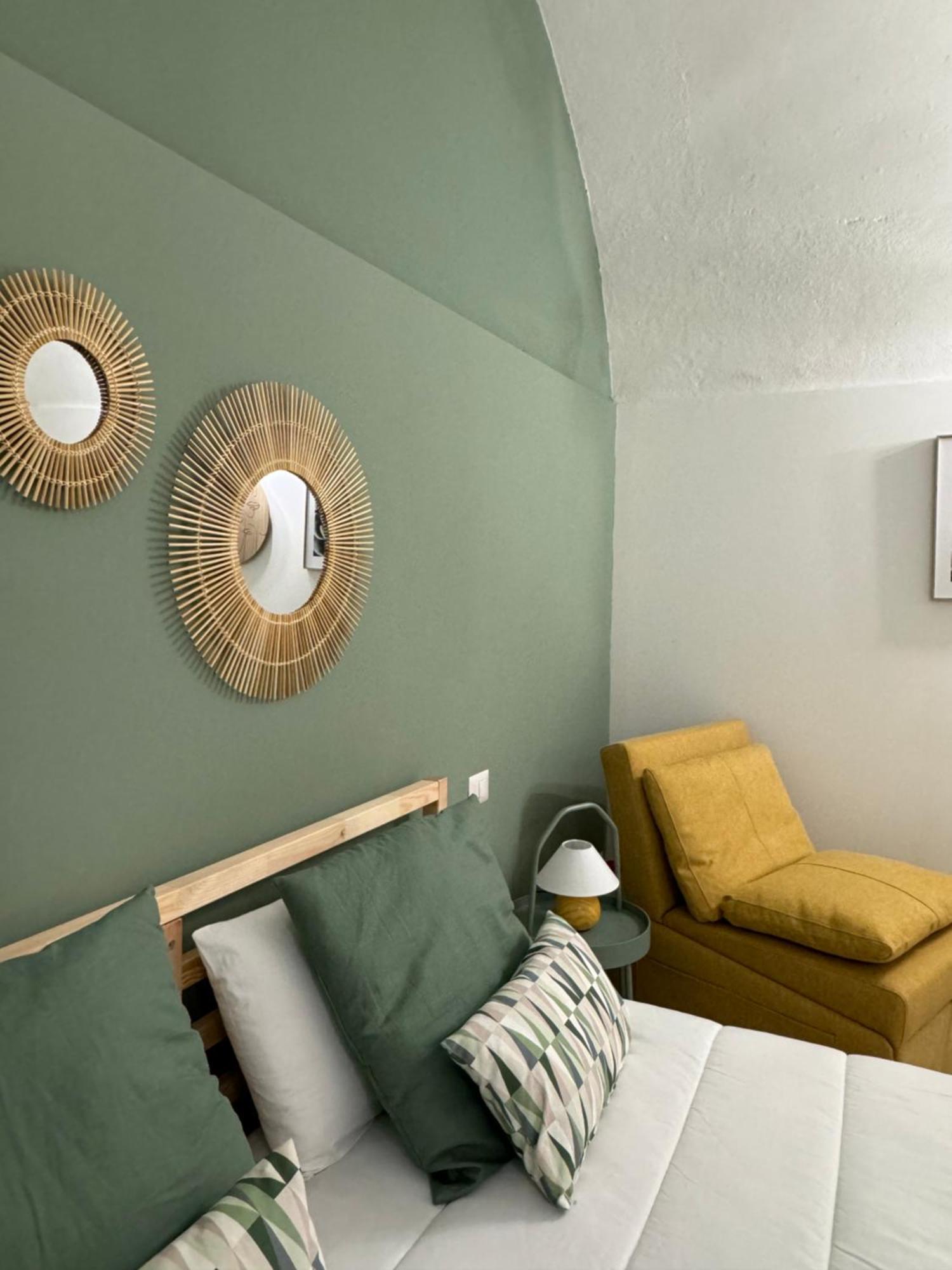 Corte Capuana Apartment Catania Bagian luar foto