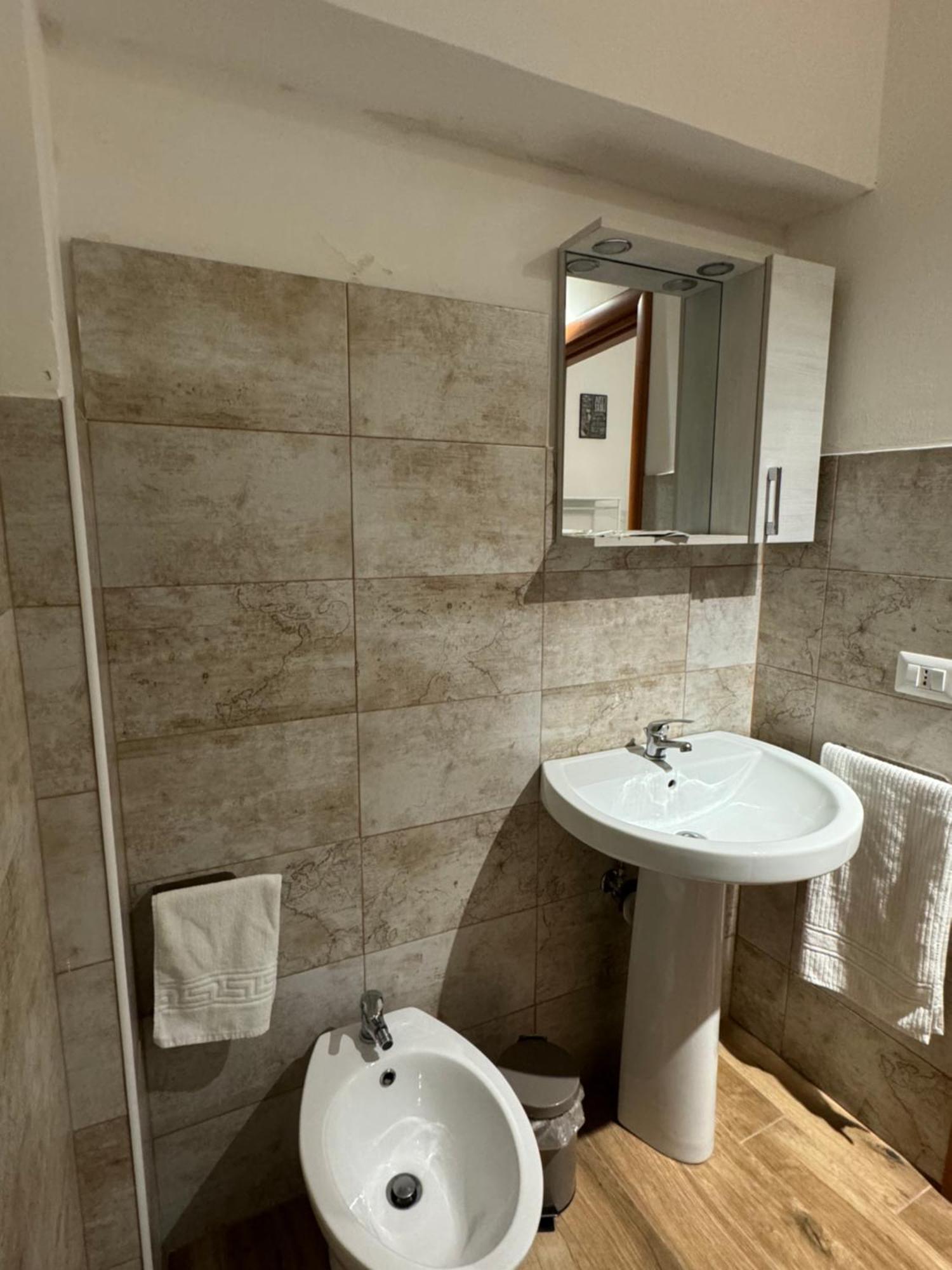 Corte Capuana Apartment Catania Bagian luar foto