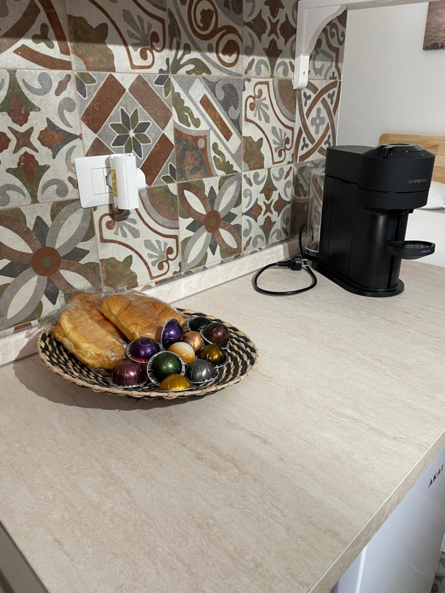Corte Capuana Apartment Catania Bagian luar foto