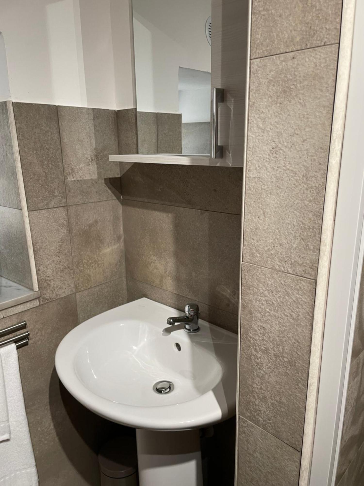 Corte Capuana Apartment Catania Bagian luar foto