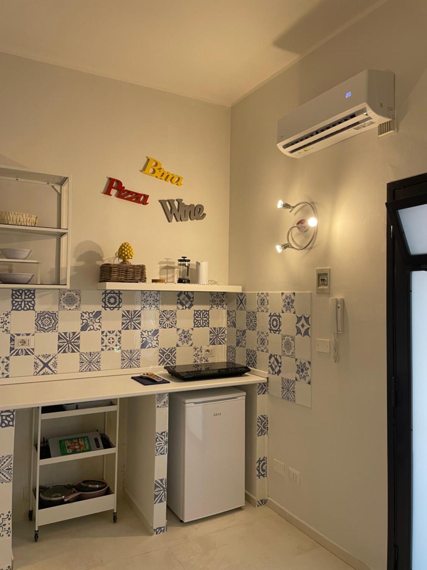 Corte Capuana Apartment Catania Bagian luar foto