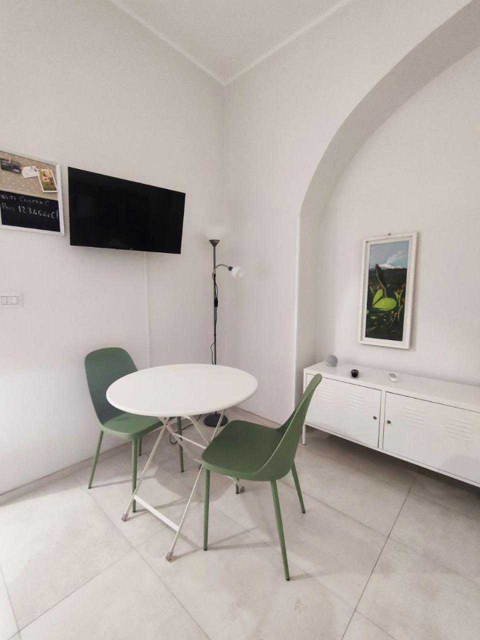 Corte Capuana Apartment Catania Bagian luar foto