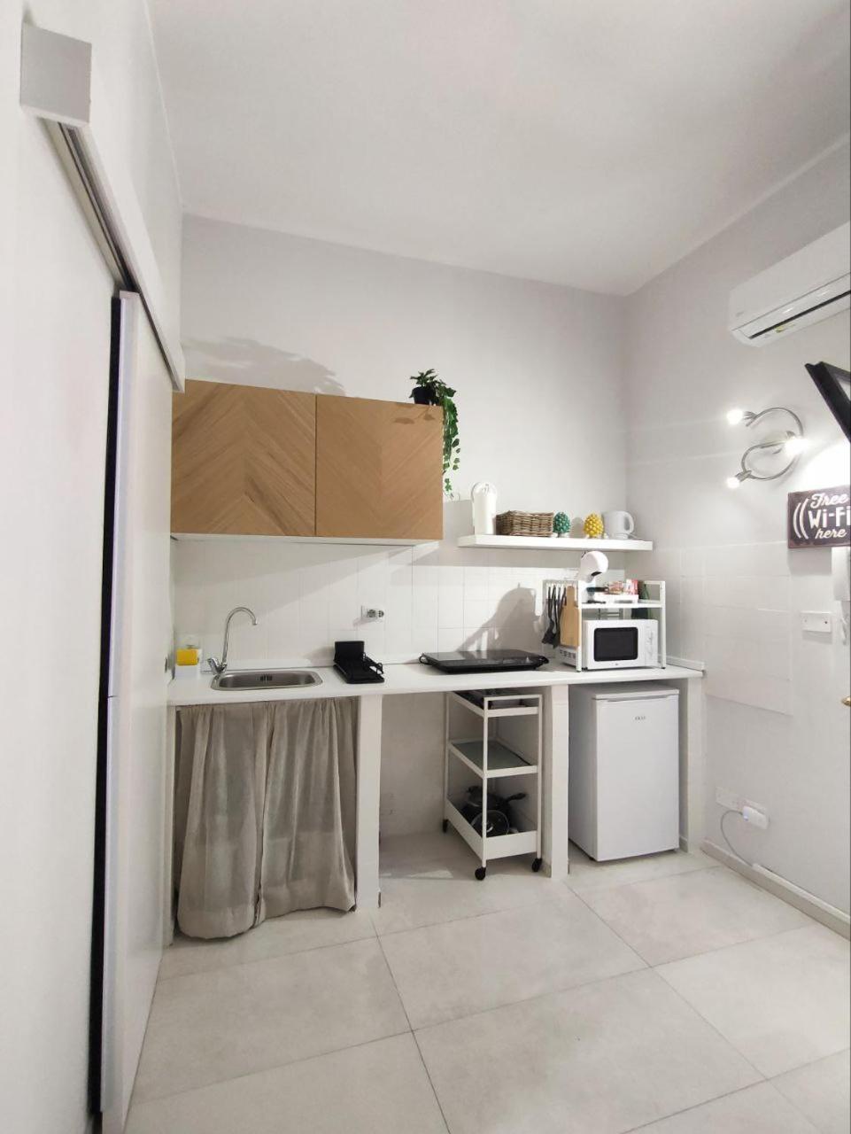 Corte Capuana Apartment Catania Bagian luar foto